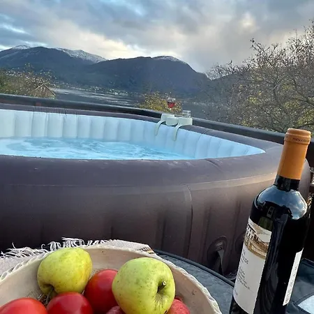 Casa Hauge Fjord View Penzion 4*