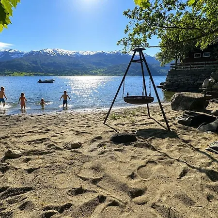 Casa Hauge Fjord View Penzion 4*