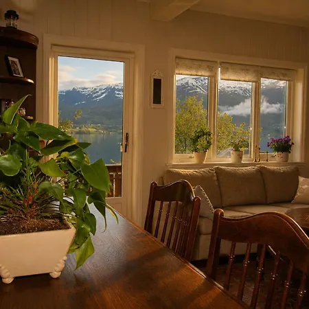 Casa Hauge Fjord View