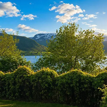 Casa Hauge Fjord View
