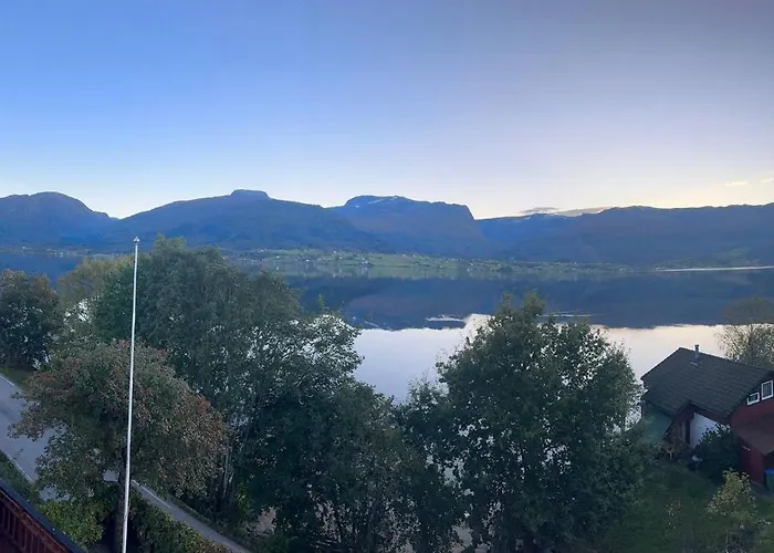 Casa Hauge Fjord View Guest house Sandane
